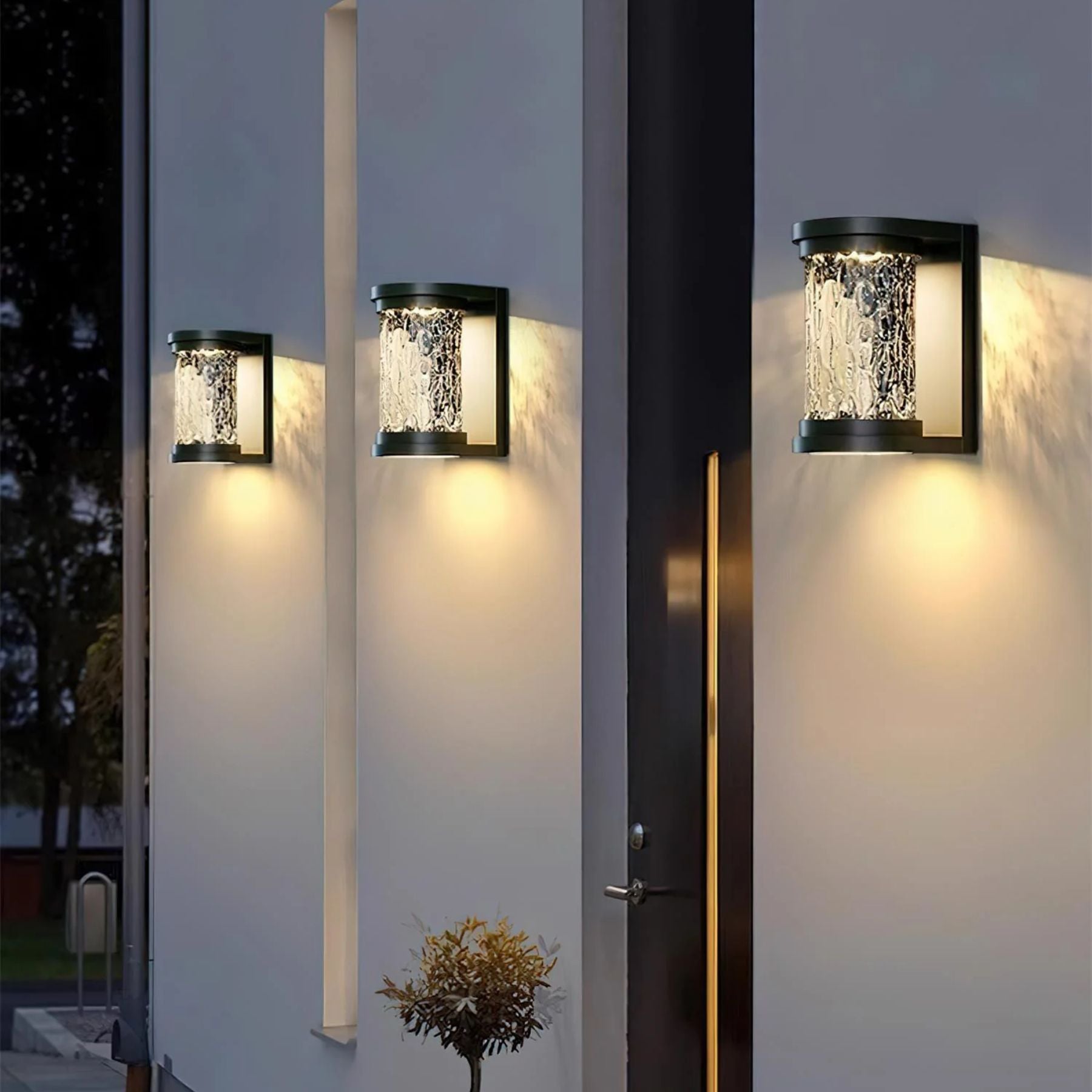 Ariscan Outdoor Wall Light