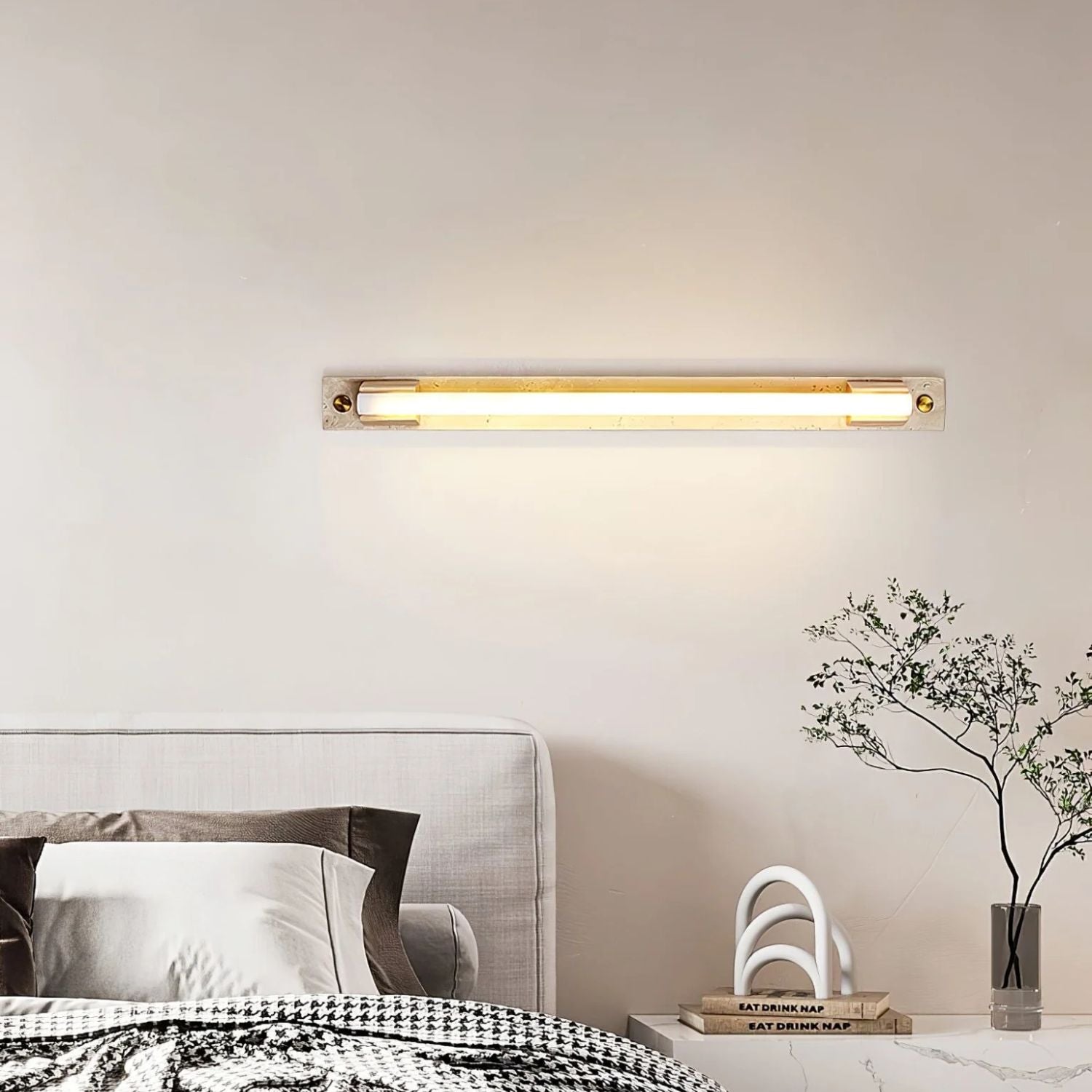 Fomessi Natural Stone Wall Light