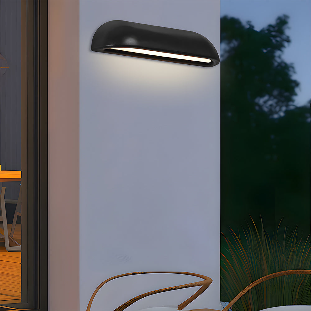 Ventaro Outdoor Wall Light