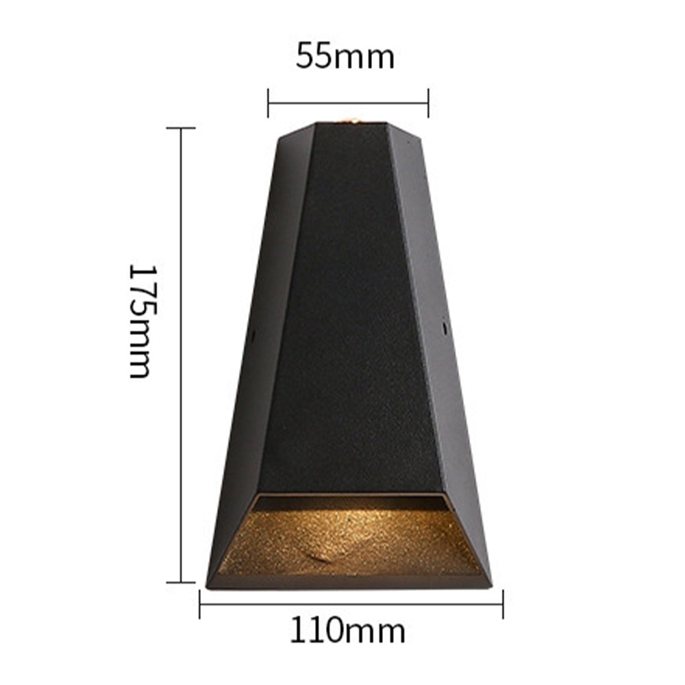 Rellisto Outdoor Wall Light