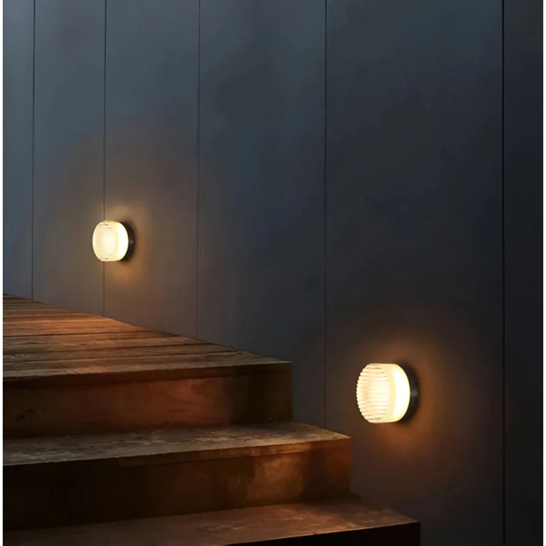 Ambrelo Wall Light