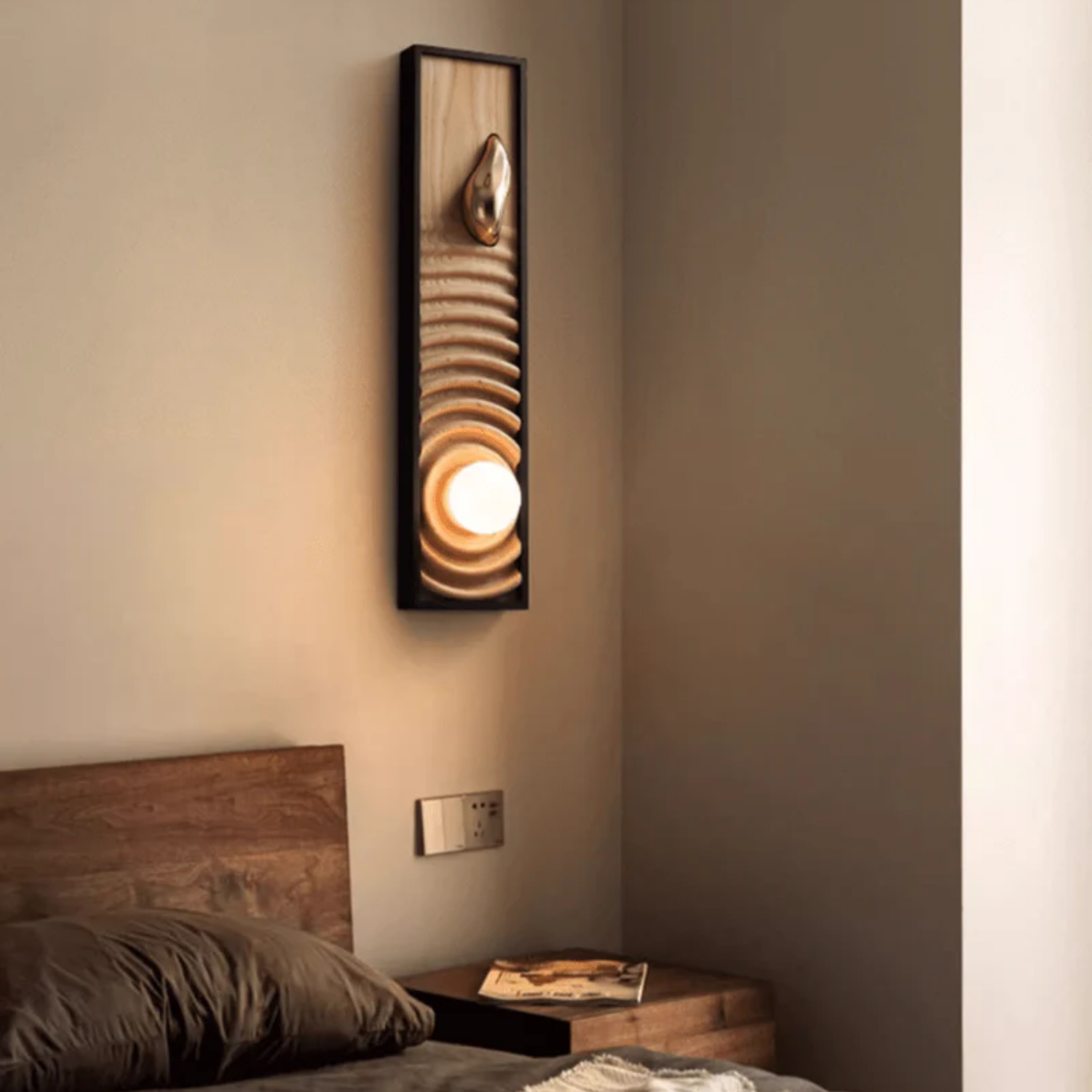 Moluze Wooden Wall Light