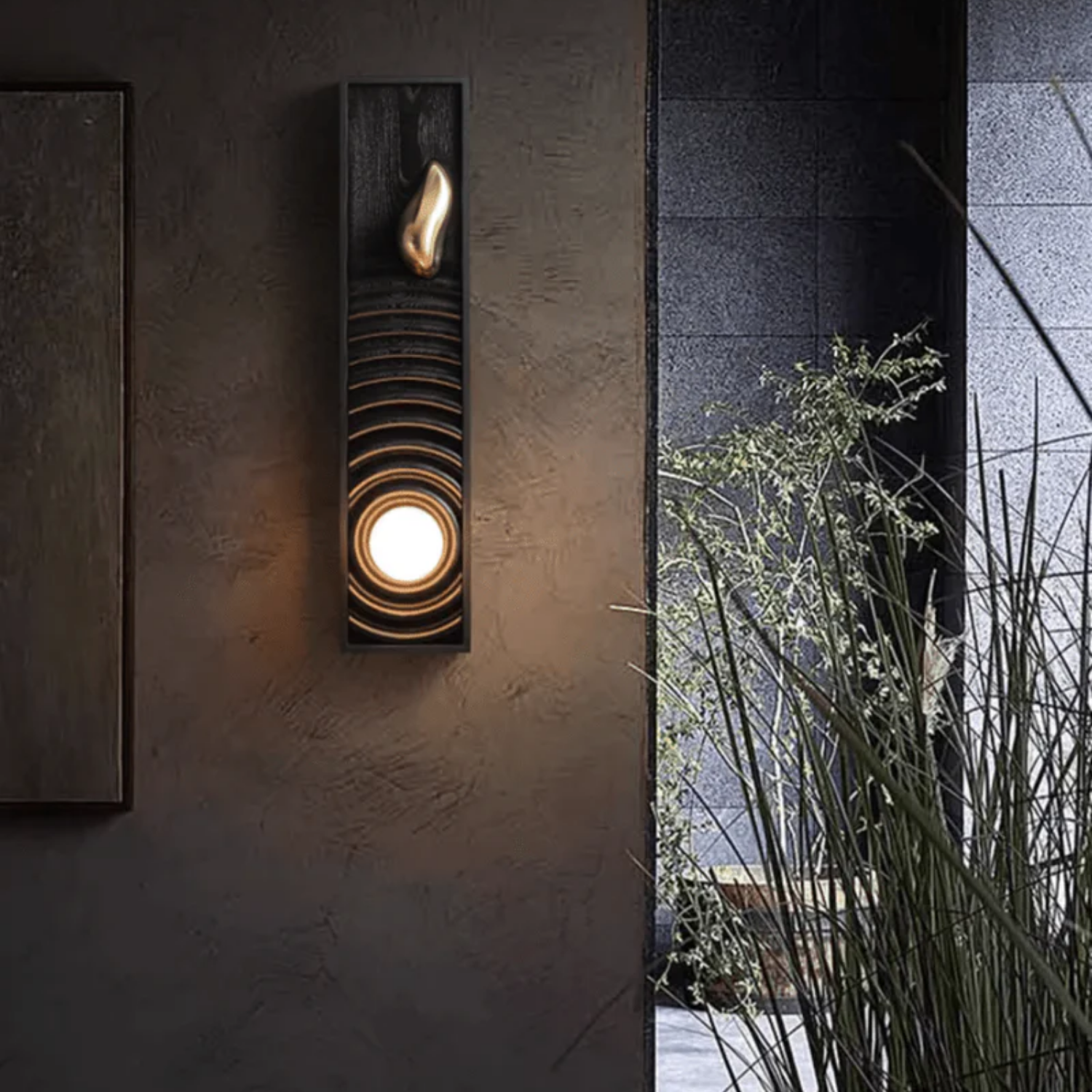 Moluze Wooden Wall Light