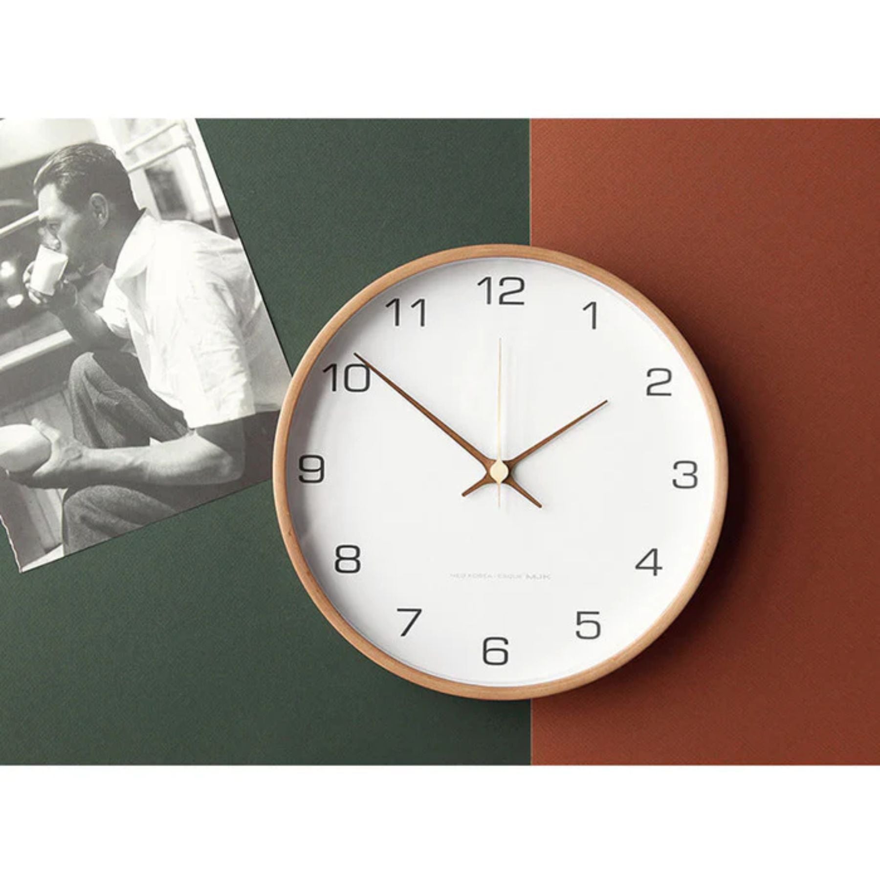 Zyno Analog Wall Clock