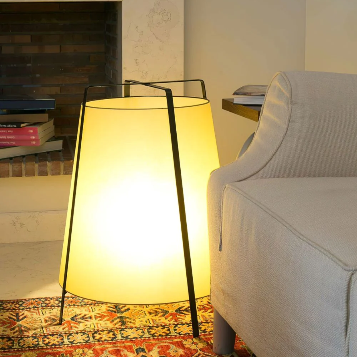 Loumza Floor Lamp