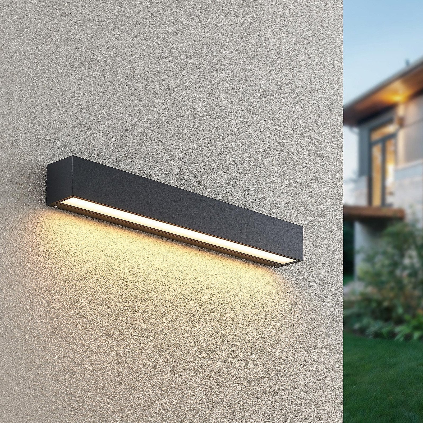 Nezo Outdoor Wall Light