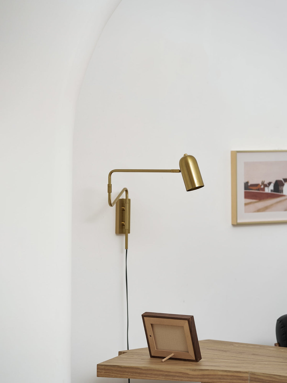 Coto Adjustable Wall Light