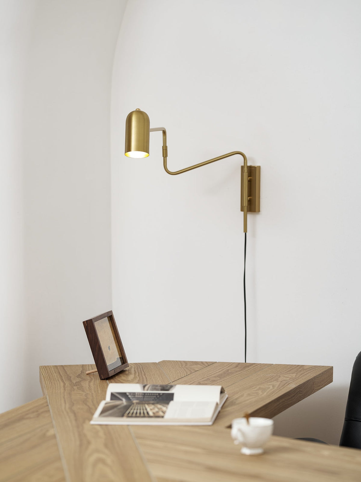 Coto Adjustable Wall Light