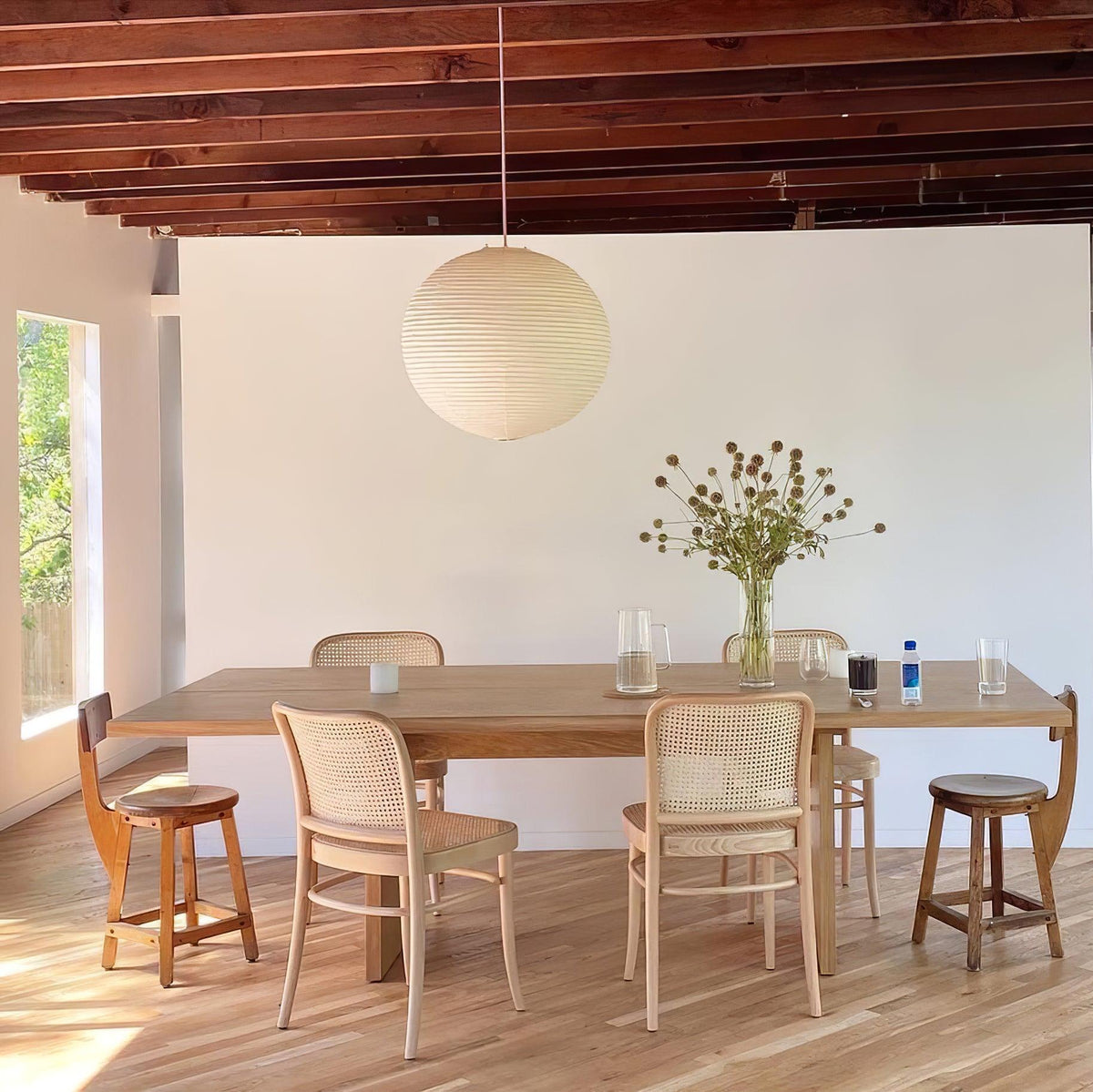 Dituli Globe Pendant Light