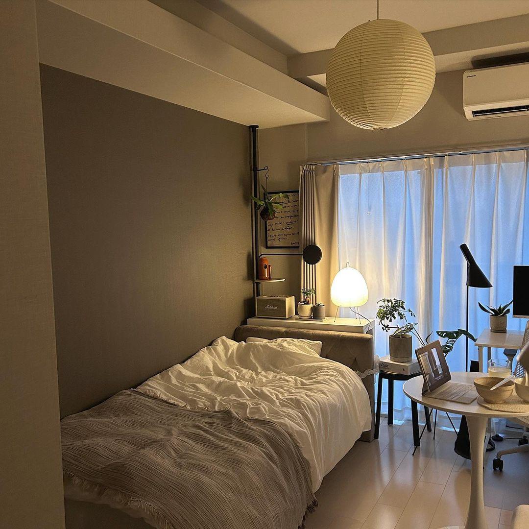 Dituli Globe Pendant Light