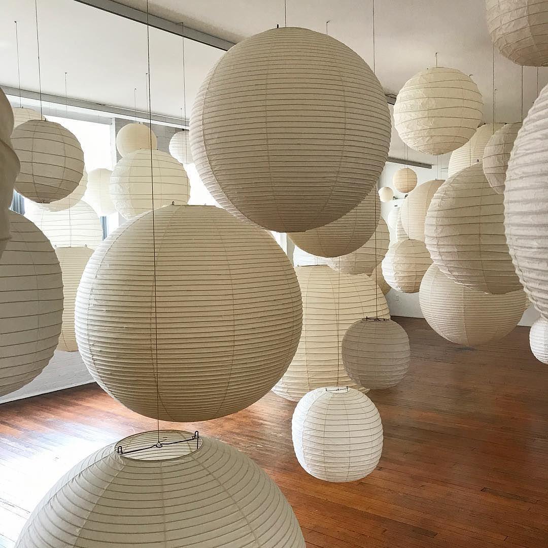 Dituli Globe Pendant Light