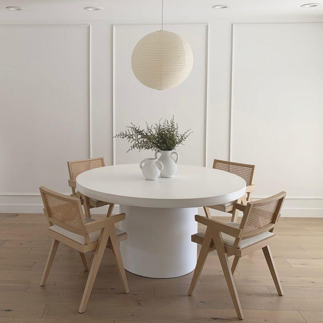 Dituli Globe Pendant Light
