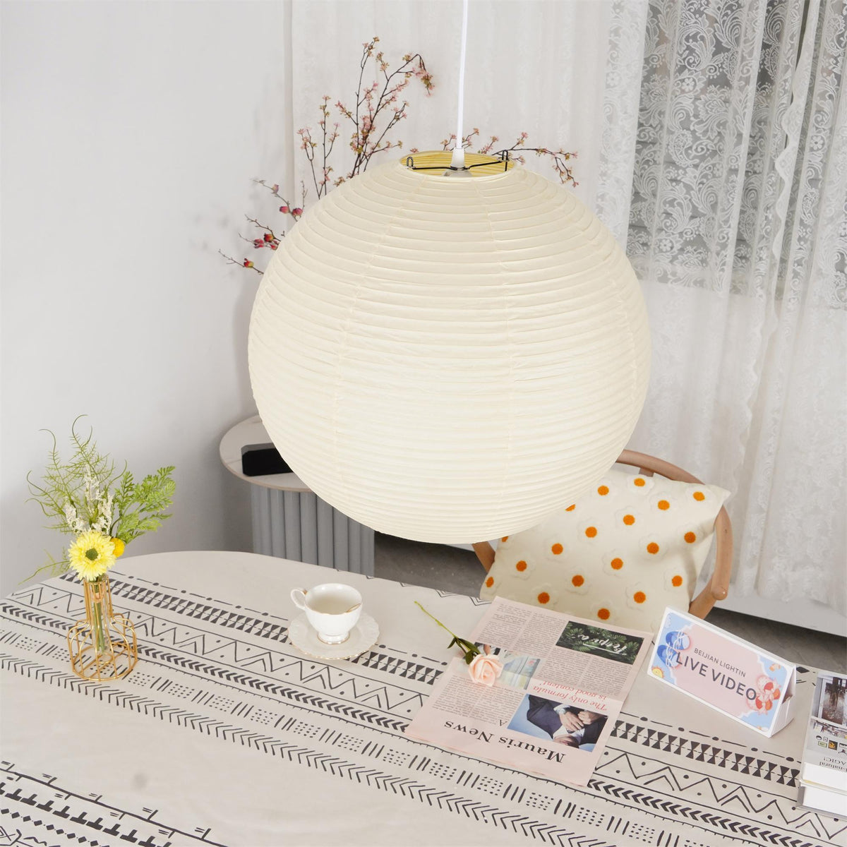 Dituli Globe Pendant Light