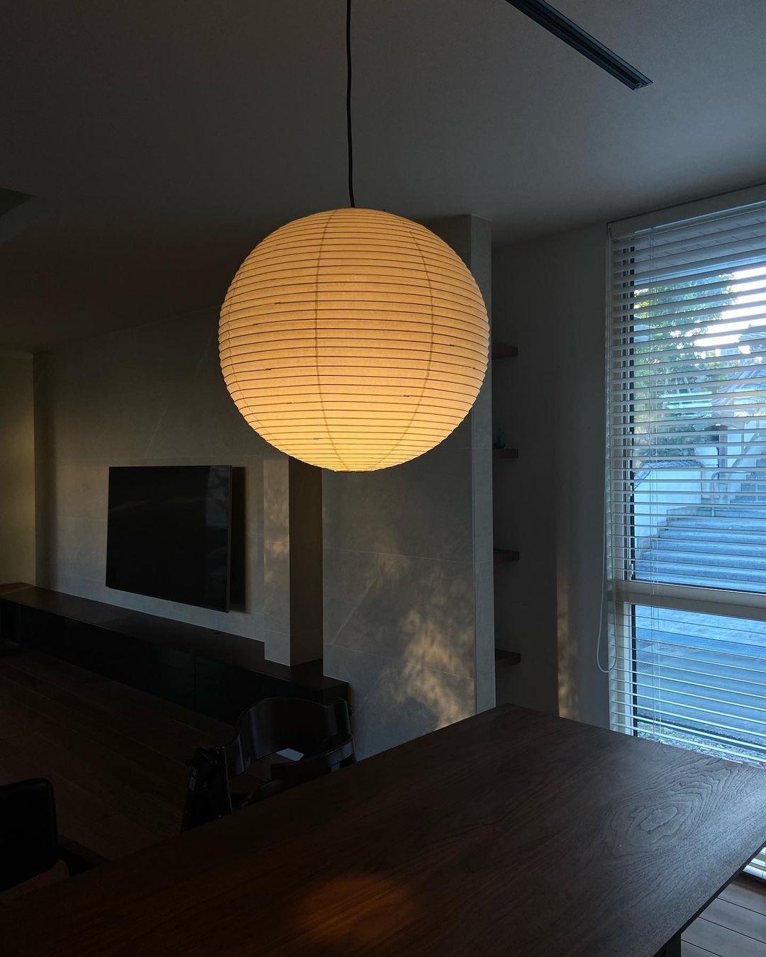 Dituli Globe Pendant Light