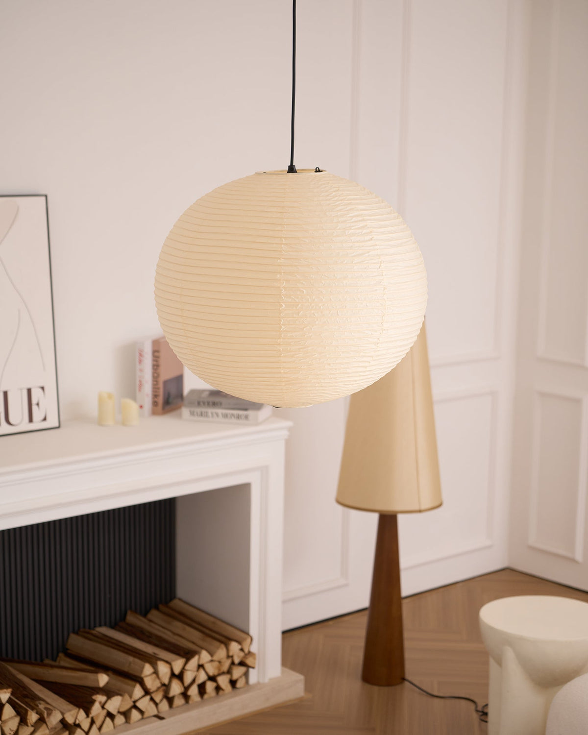 Dituli Globe Pendant Light