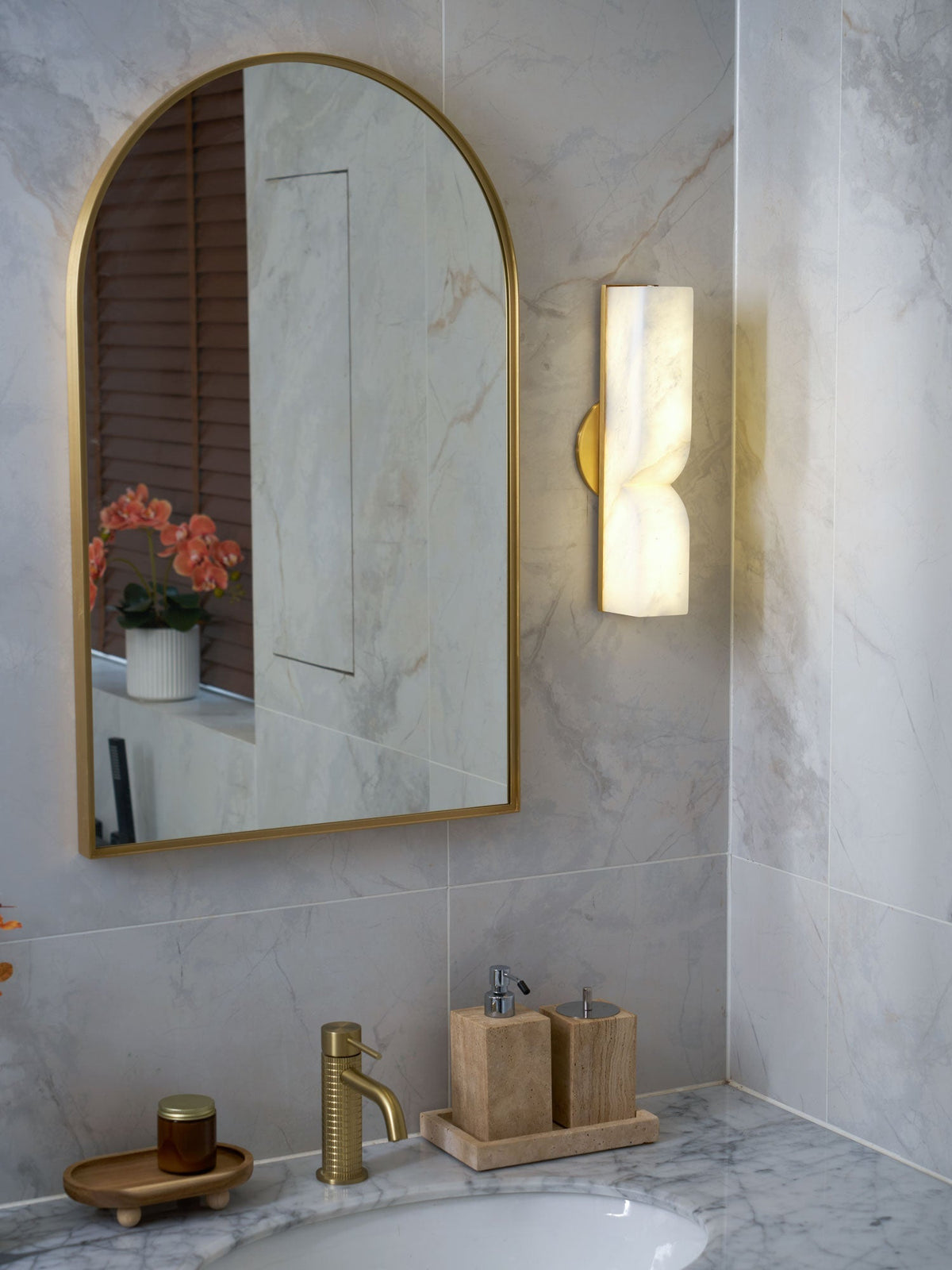 Travo Sculptural Wall Light