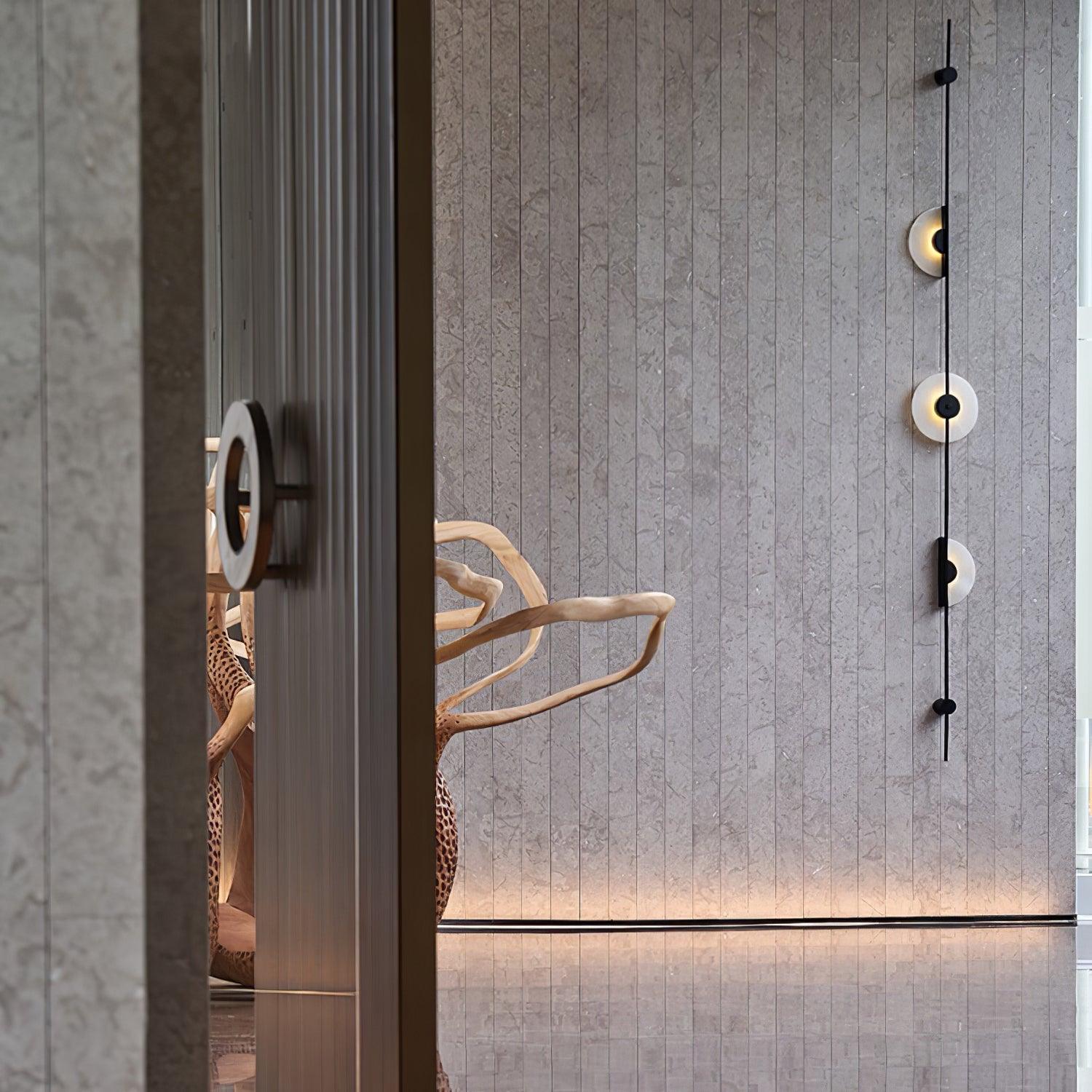 Duelsy Vertical Wall Light With Plug