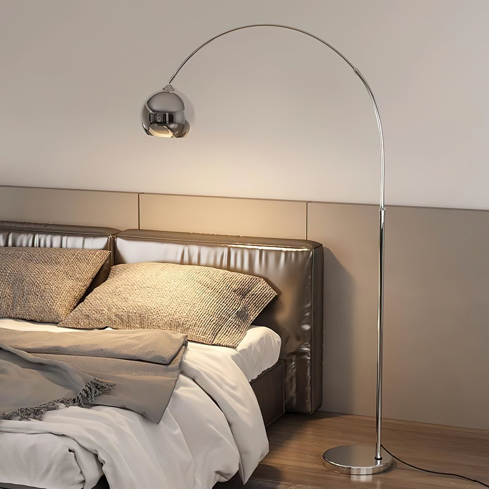 Anlege Floor Lamp