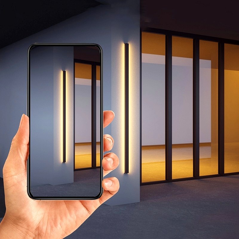 Toravio Outdoor Wall Light