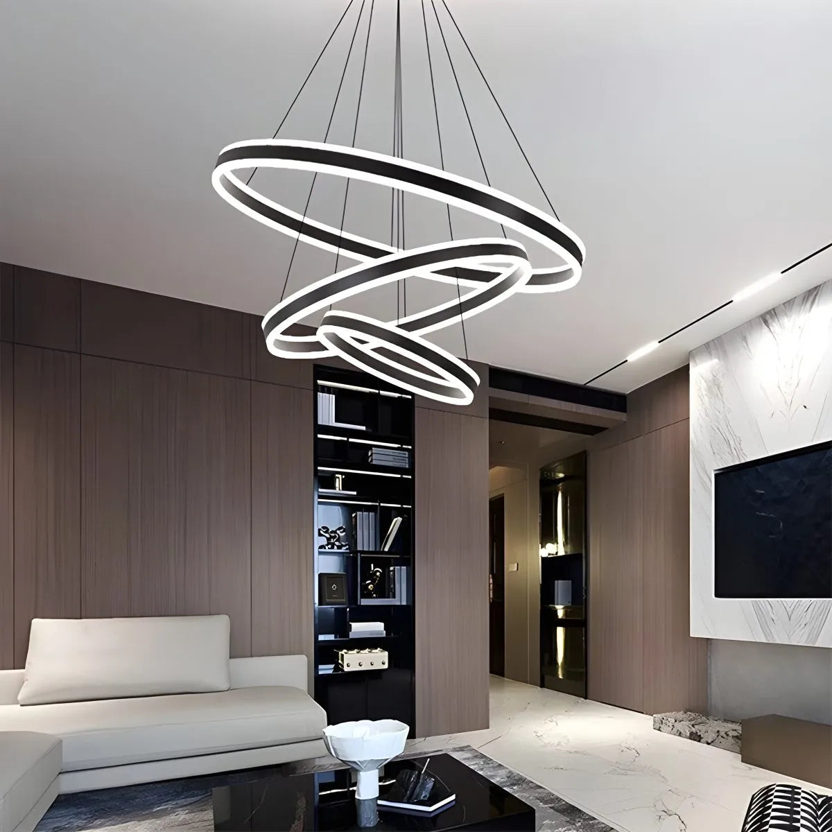 Lavezis Pendant Light