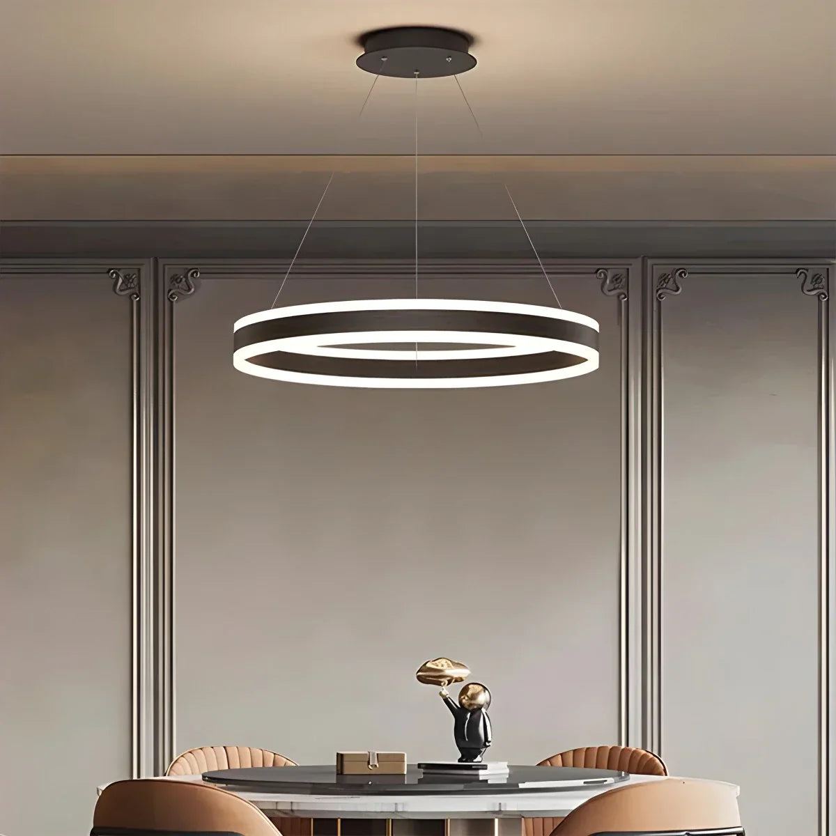 Lavezis Pendant Light