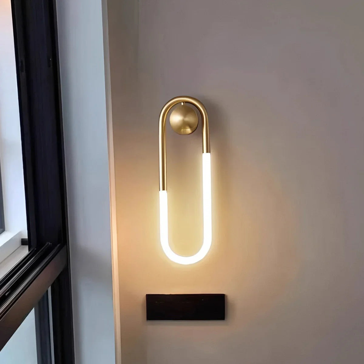 Livizon Wall Light