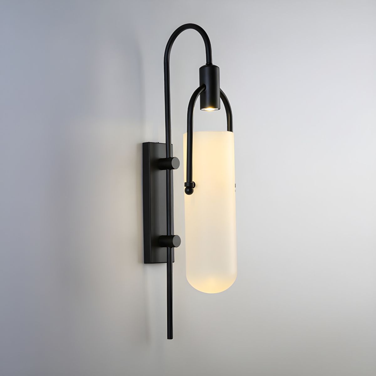 Arcil Wall Light