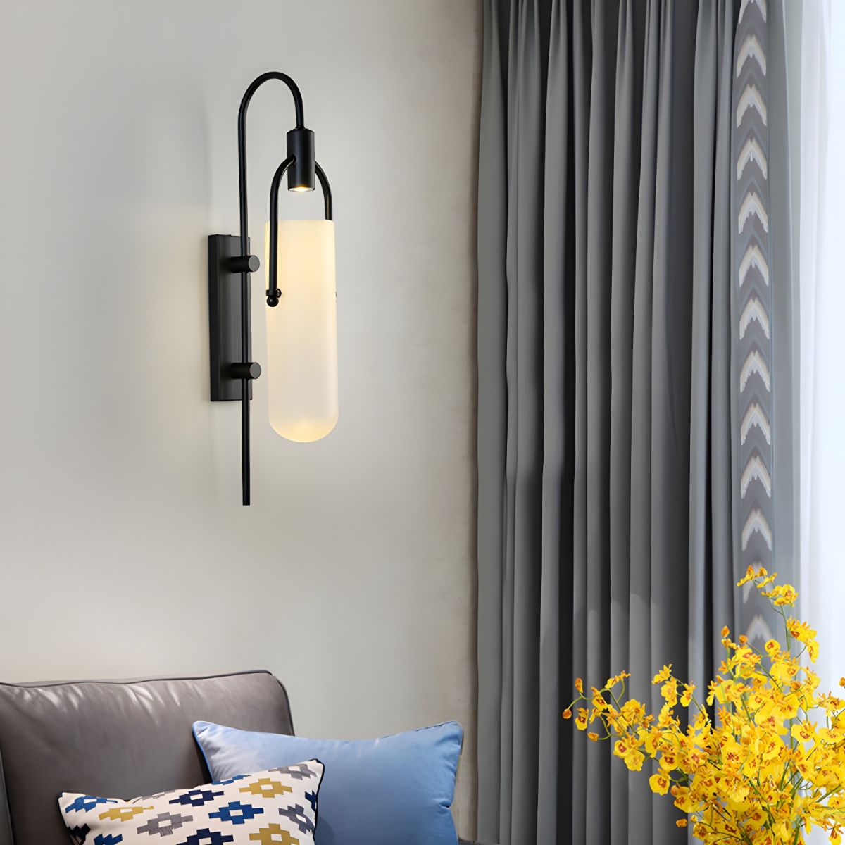 Arcil Wall Light