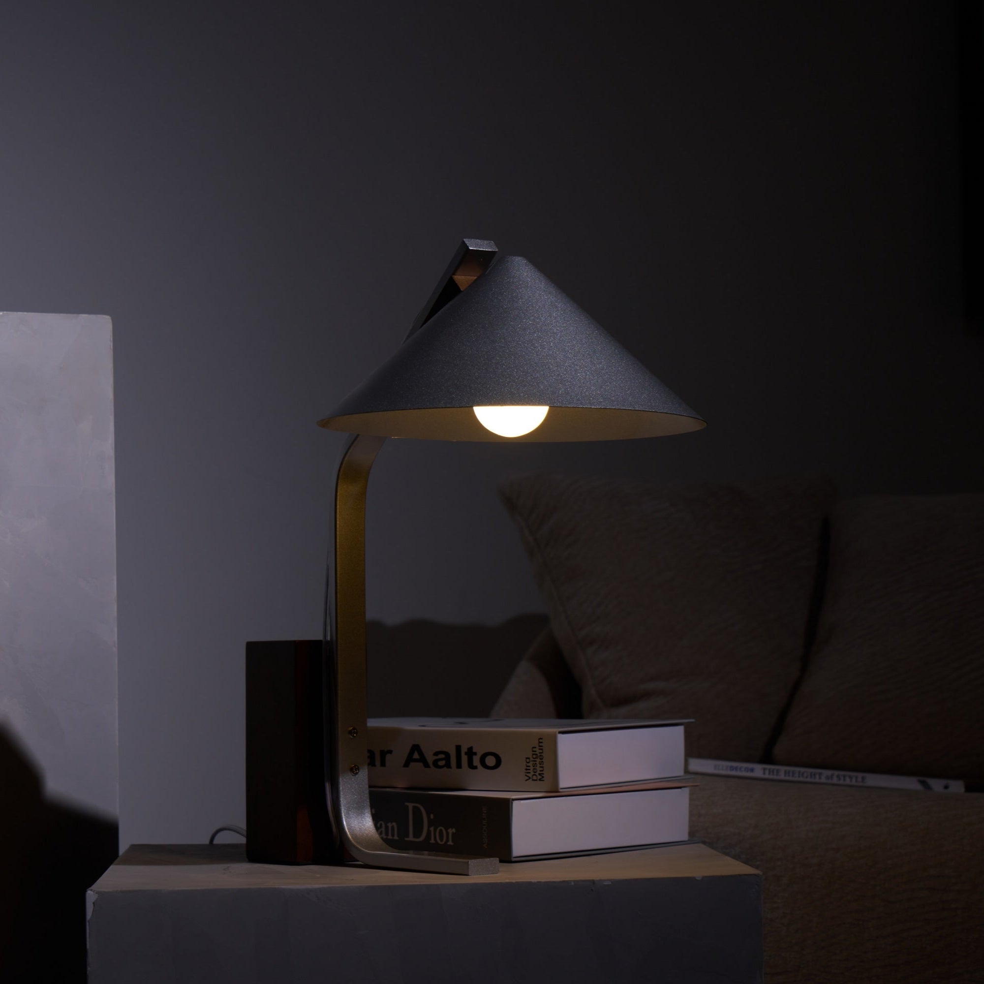 Arumeca Table Lamp