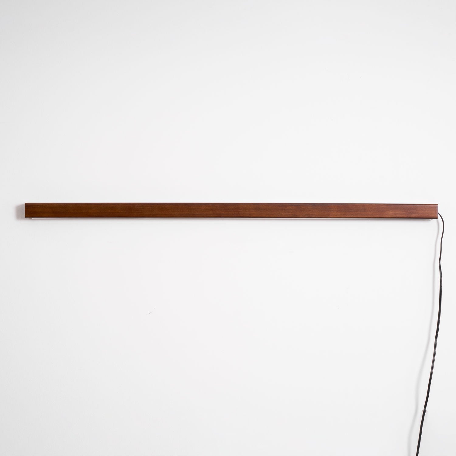 Aerelo Wall Light