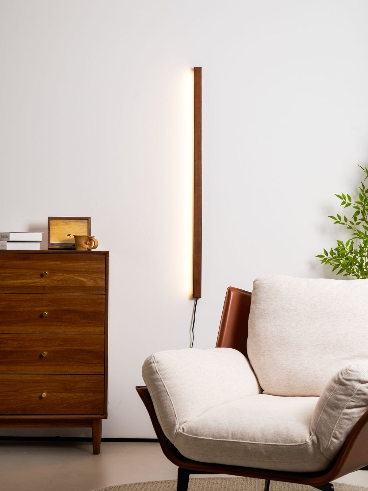 Rumara Linear Wall Light