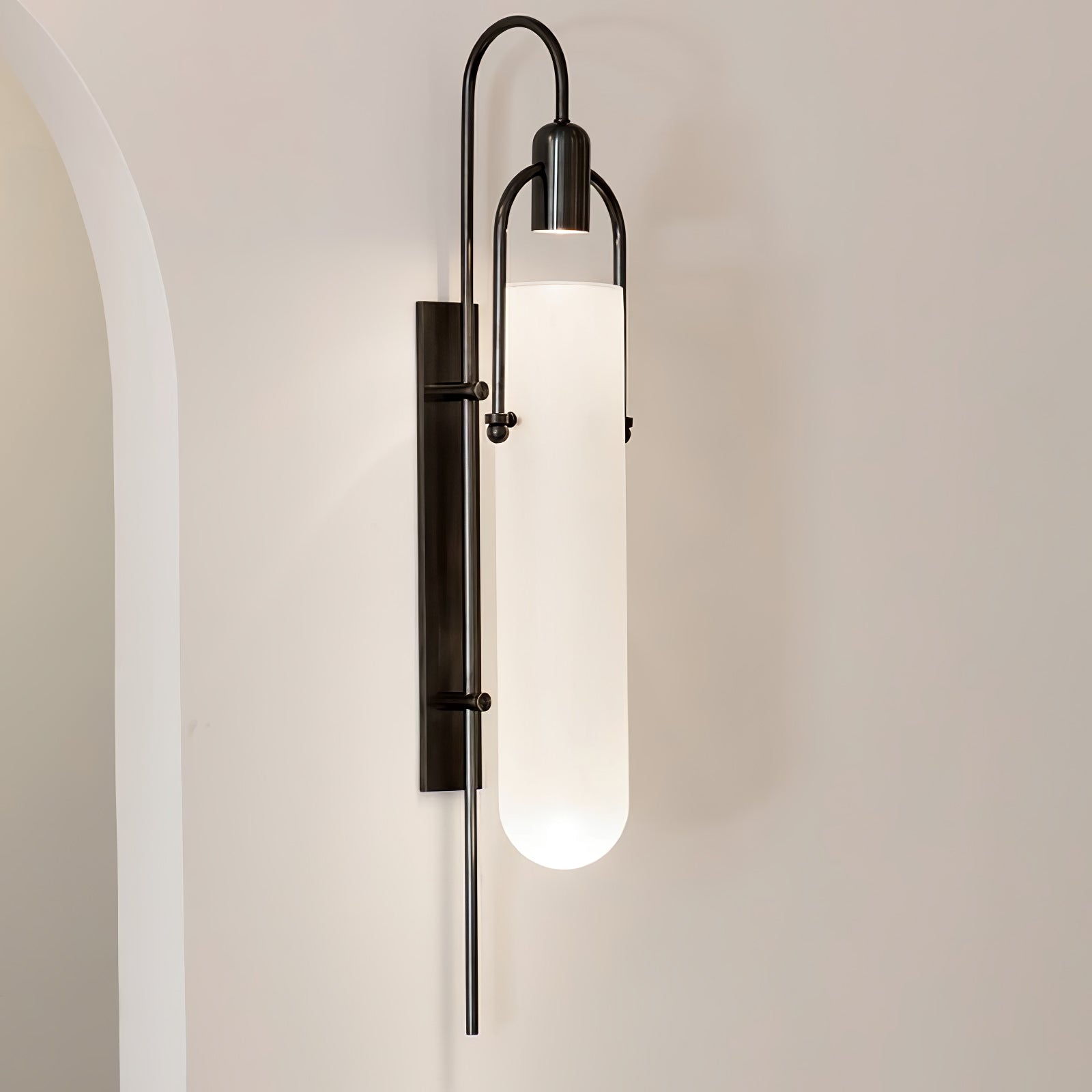 Arcil Wall Light