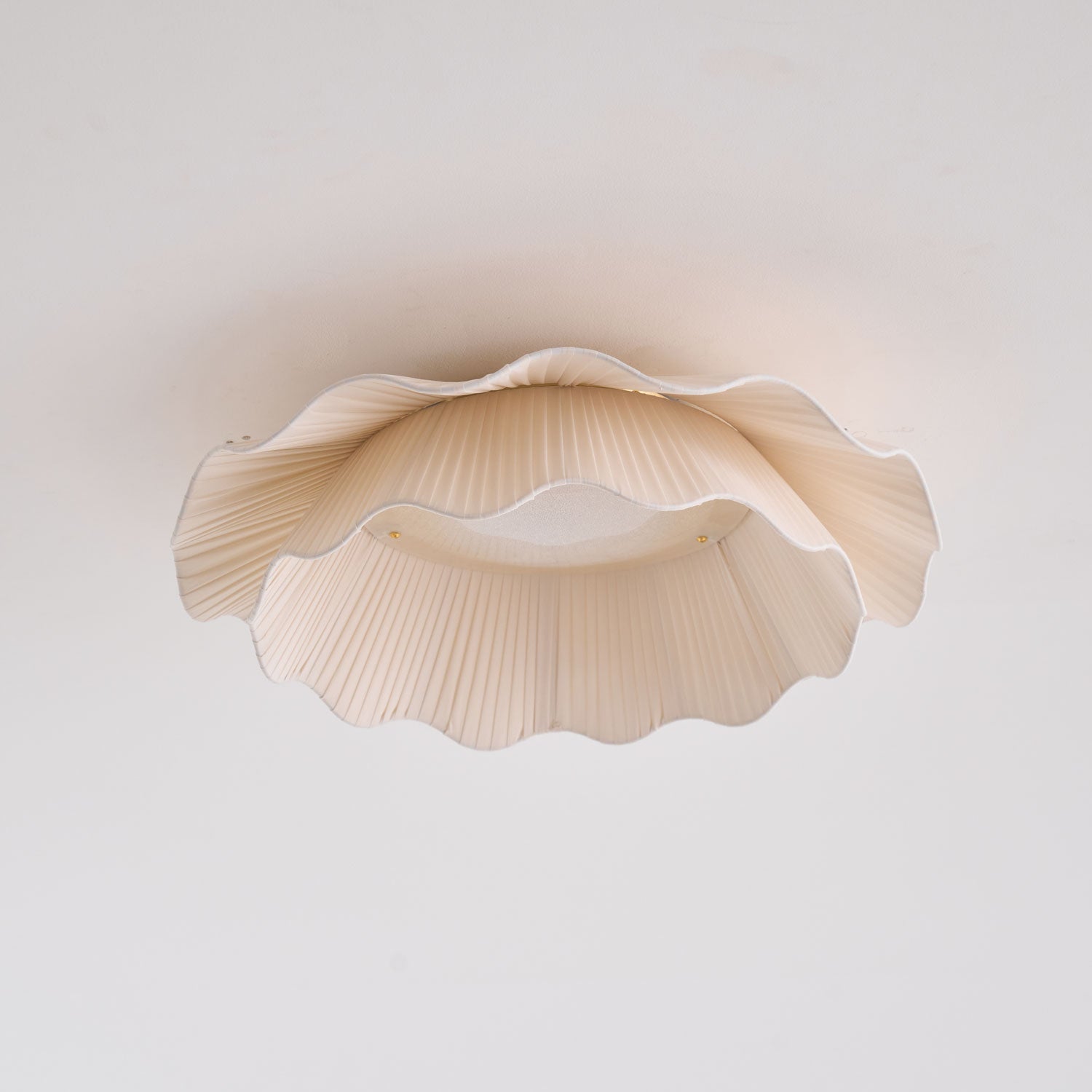 Arvin Flower Ceiling Light