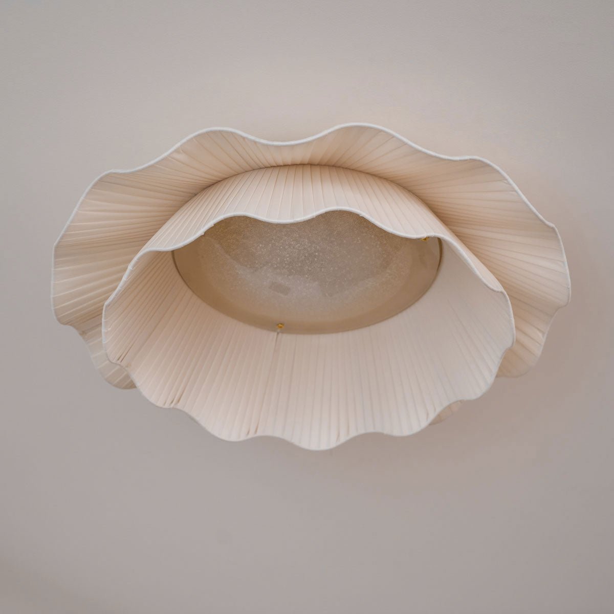 Arvin Flower Ceiling Light
