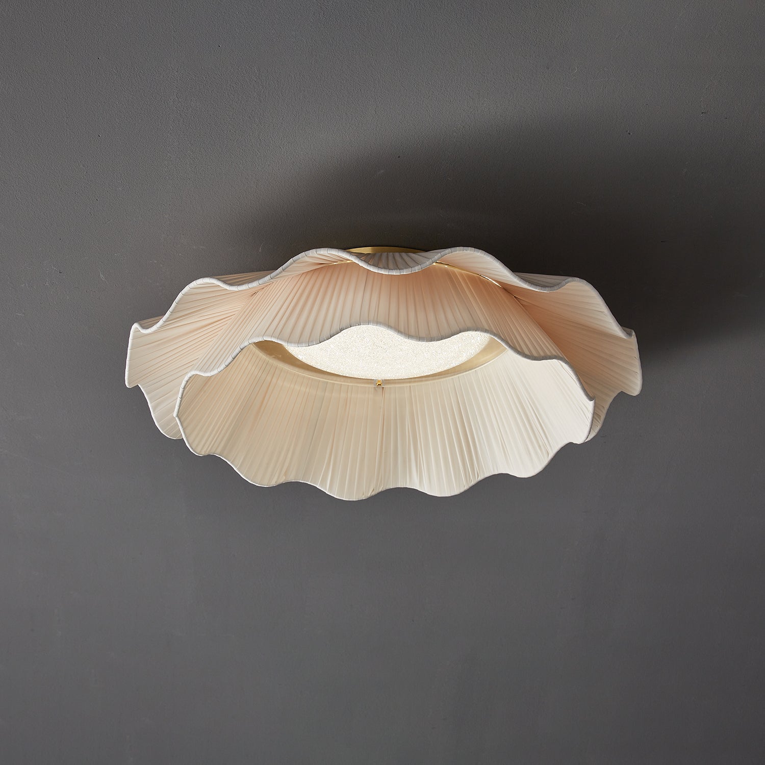 Arvin Flower Ceiling Light