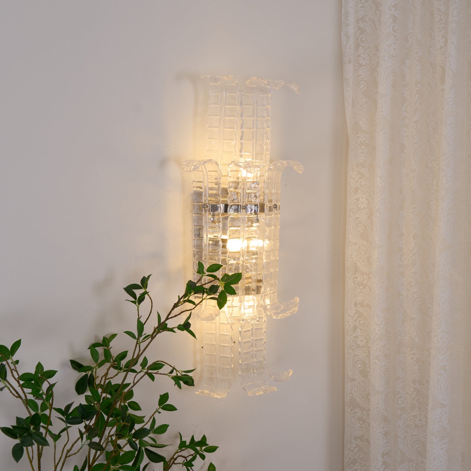 Pelonema Glass Wall Light