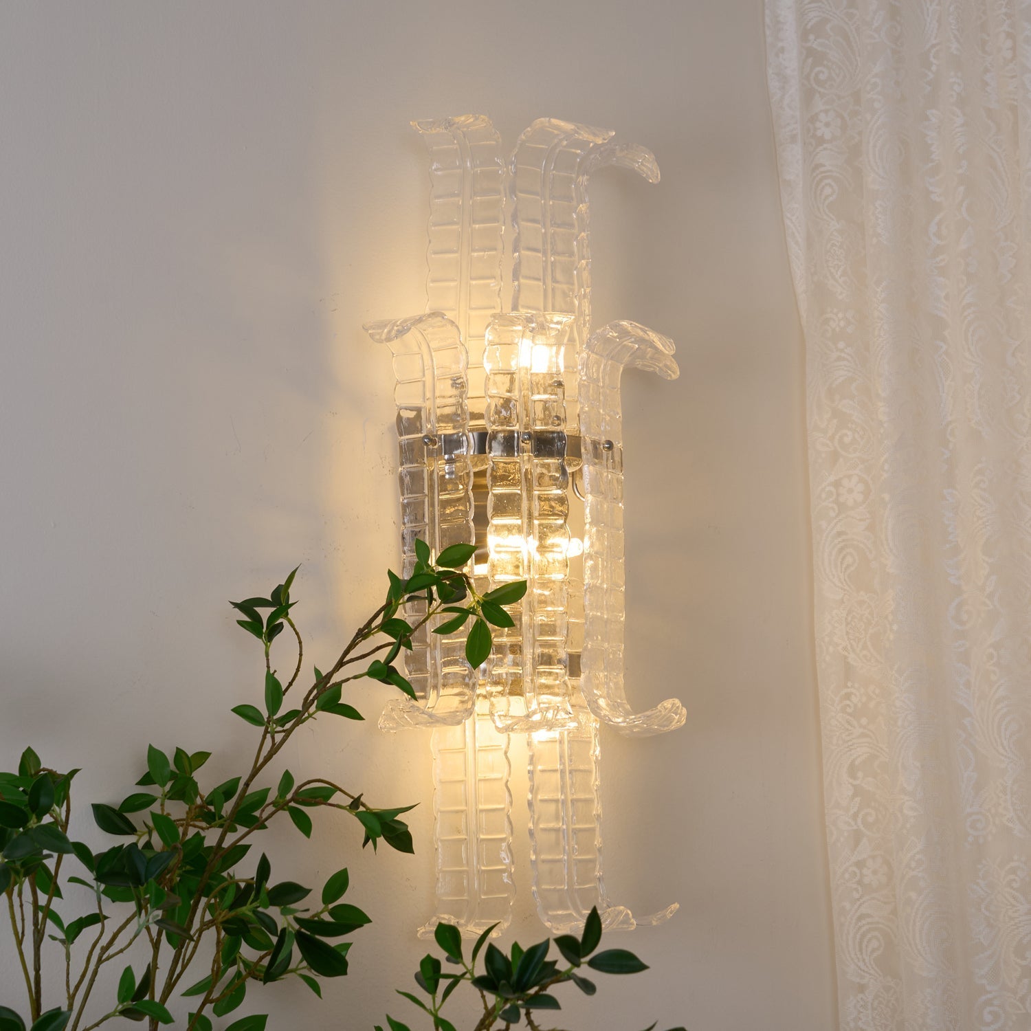 Pelonema Glass Wall Light