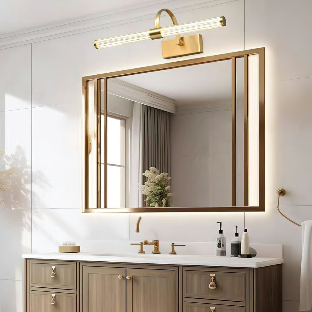 Feonis Wall Light