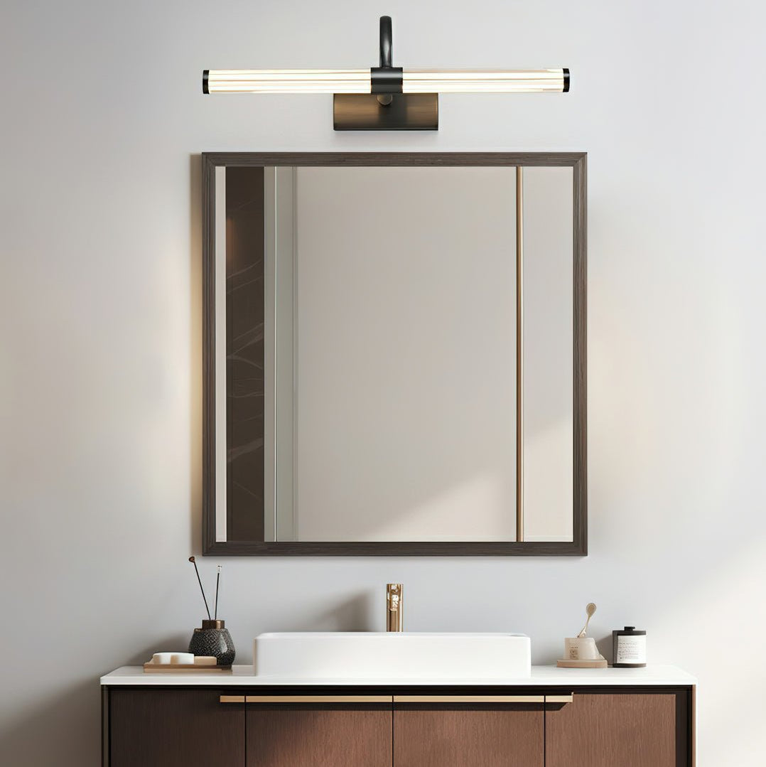 Feonis Wall Light