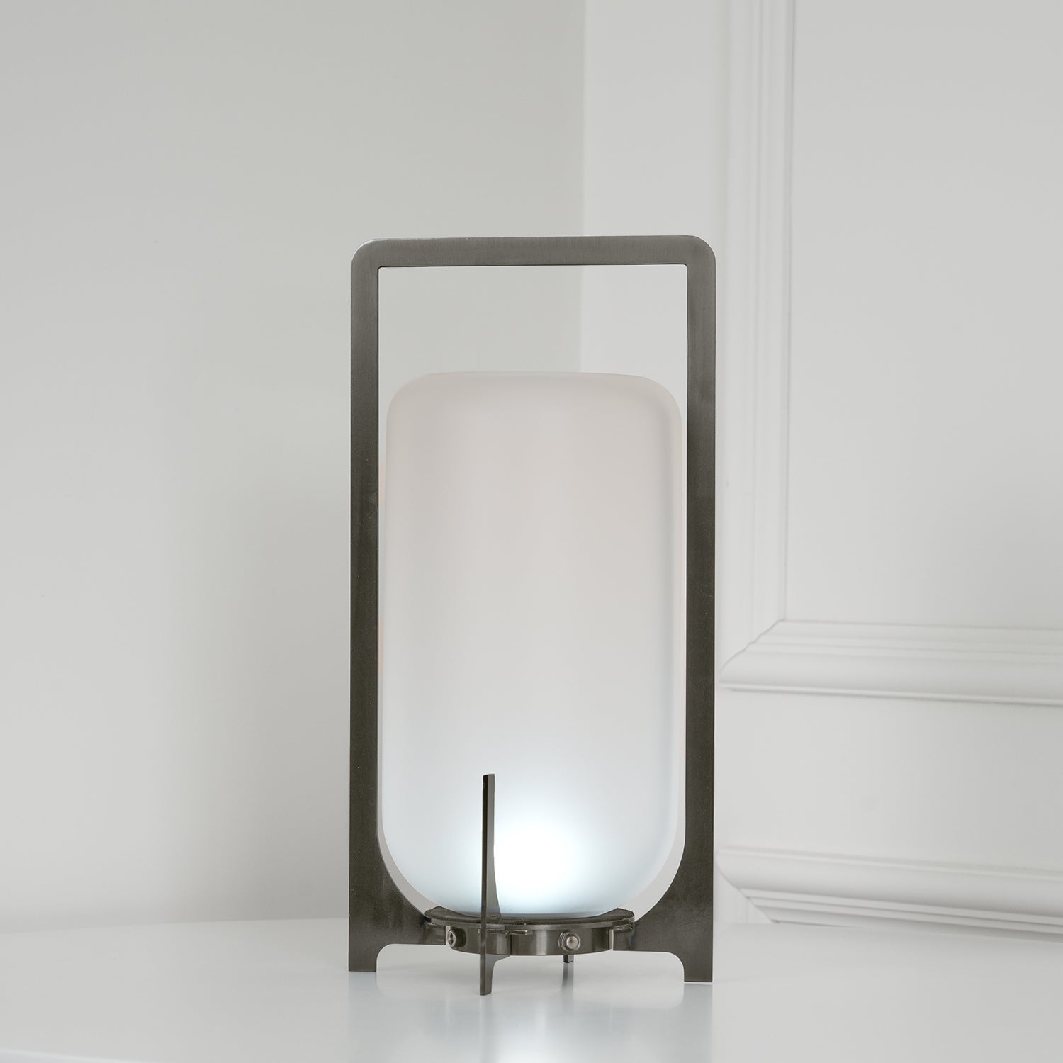 Somvian Table Lamp