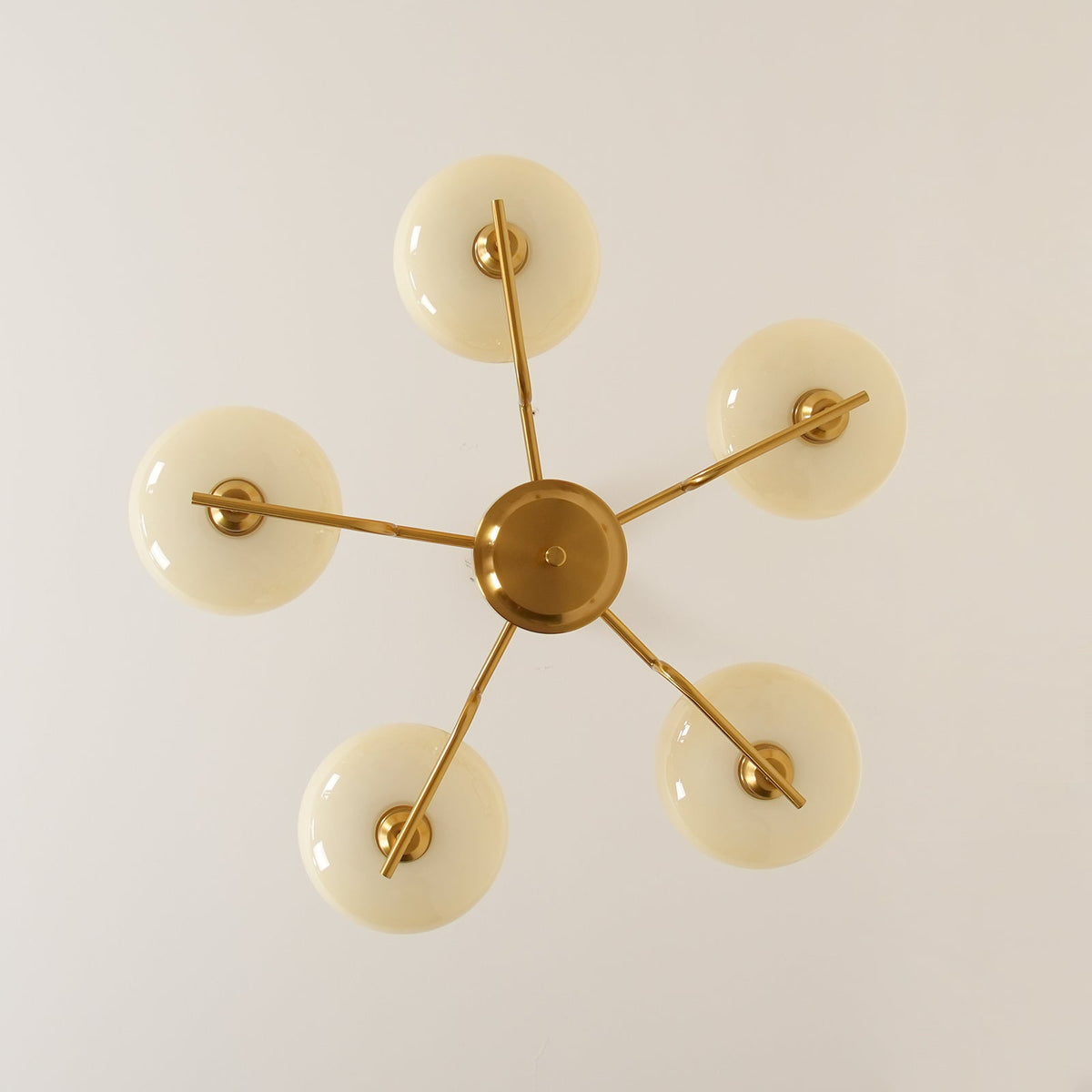Zolarini Modern Chandelier