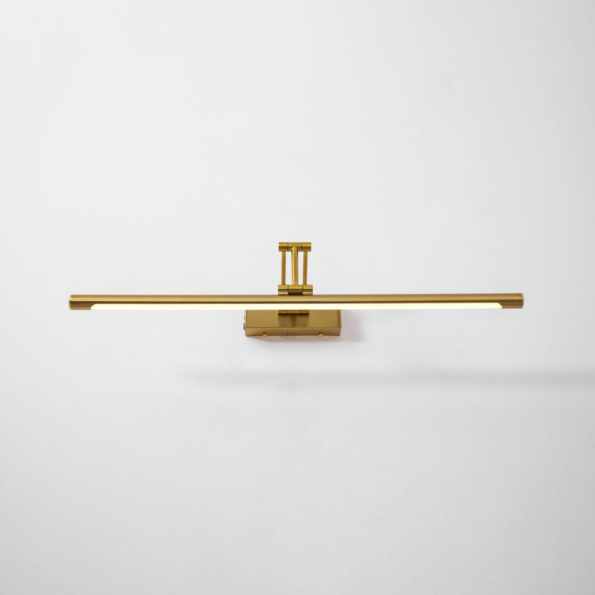 Jesora Linear Wall Light
