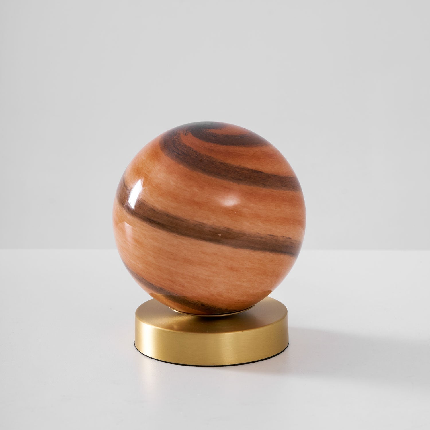 Romelty Table Lamp