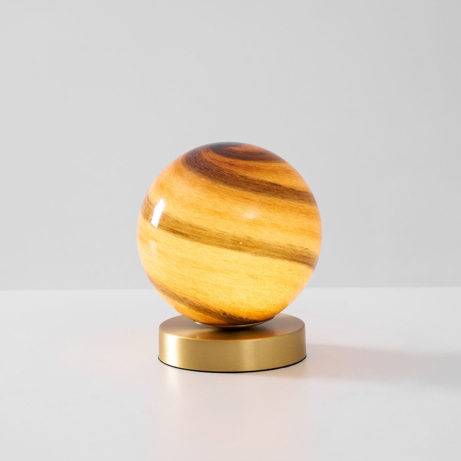 Romelty Table Lamp