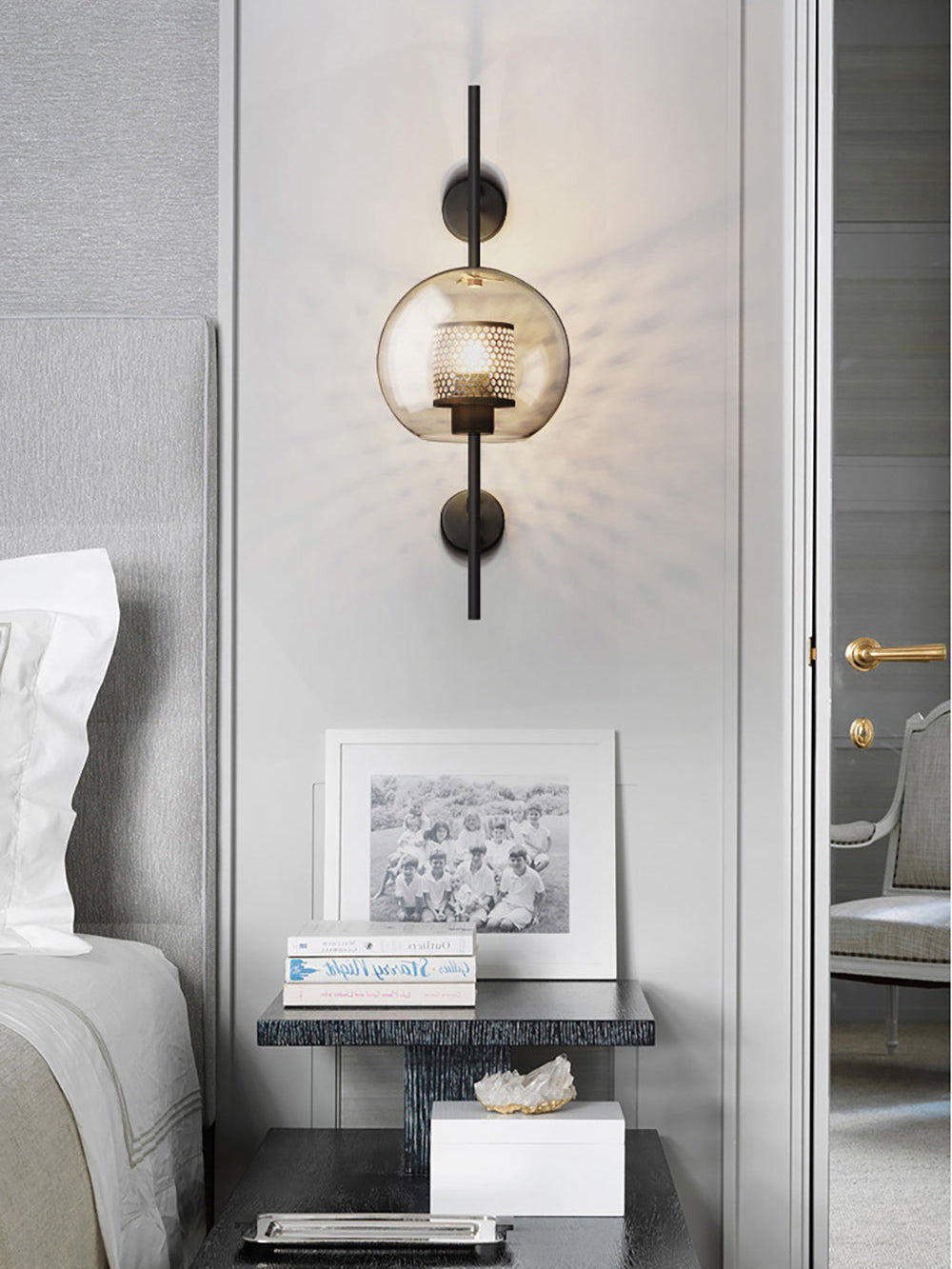 Gritulo Modern Wall Light