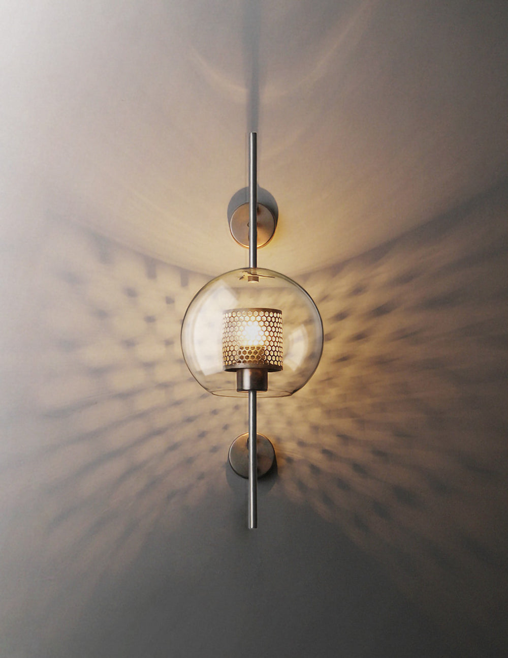Gritulo Modern Wall Light