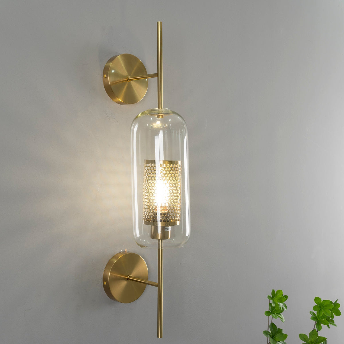 Gritulo Modern Wall Light