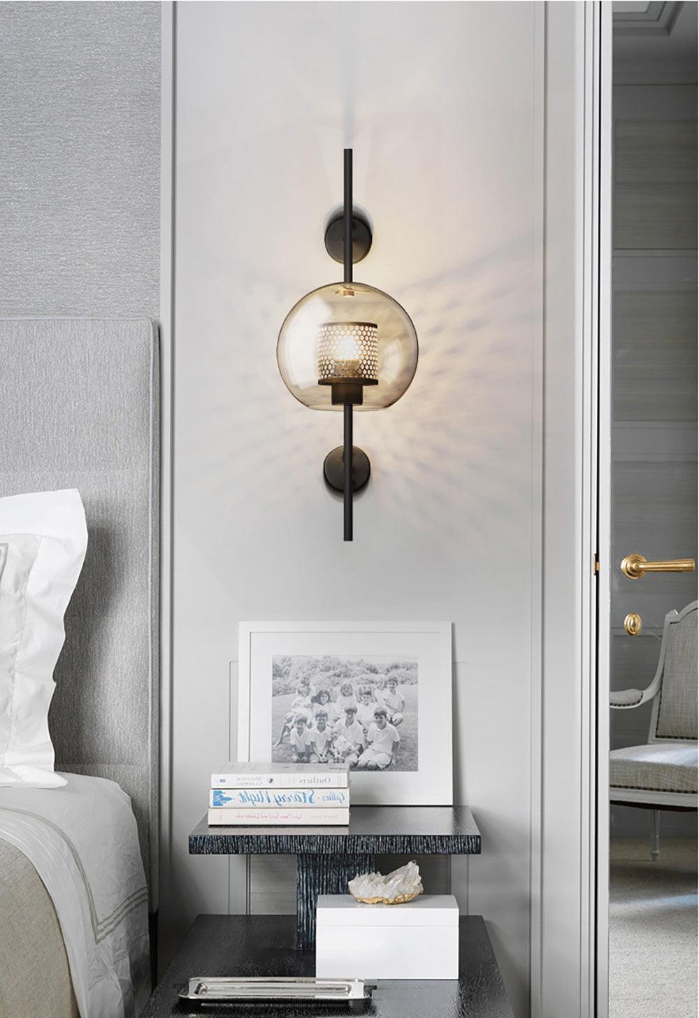 Gritulo Modern Wall Light