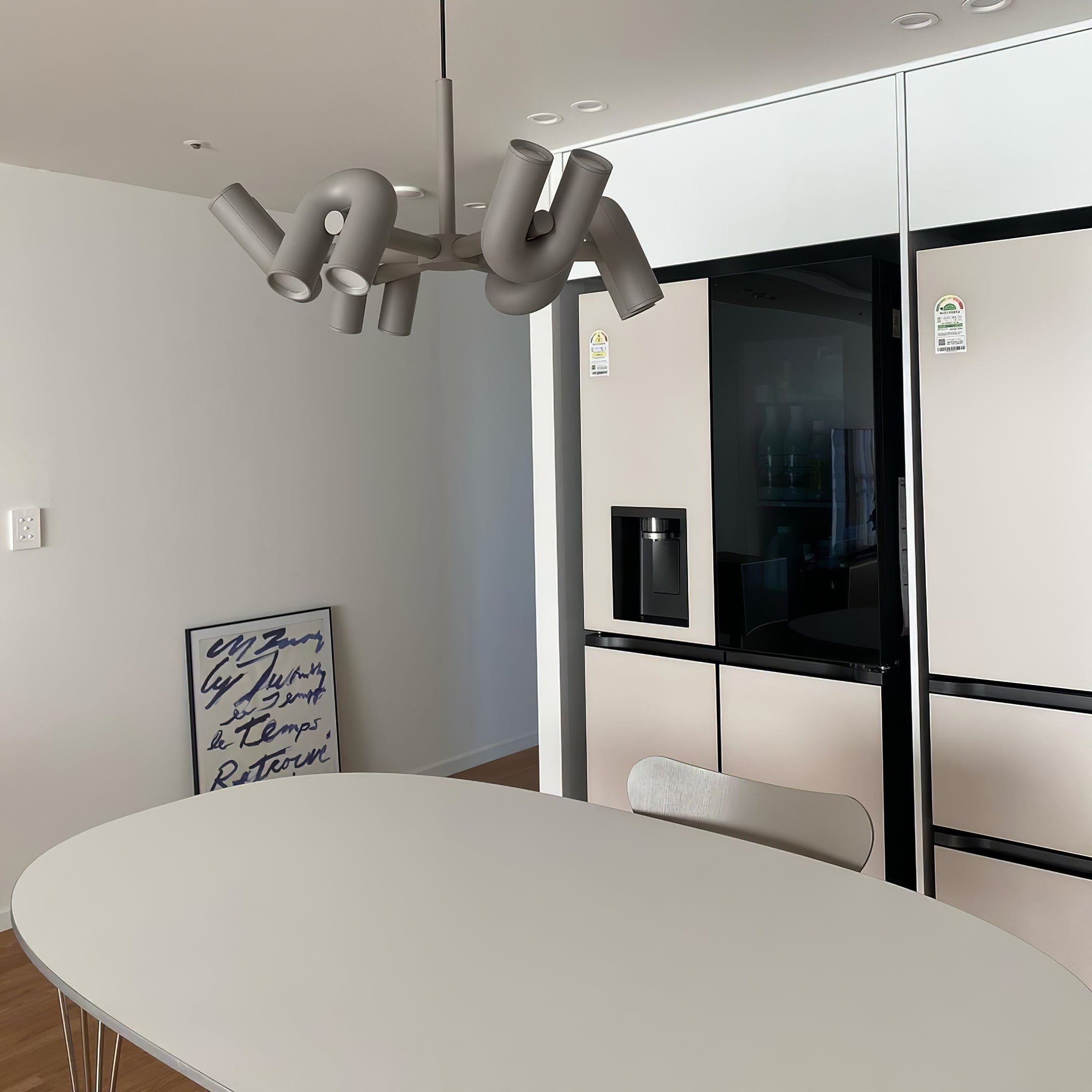 Kuben Pendant Light