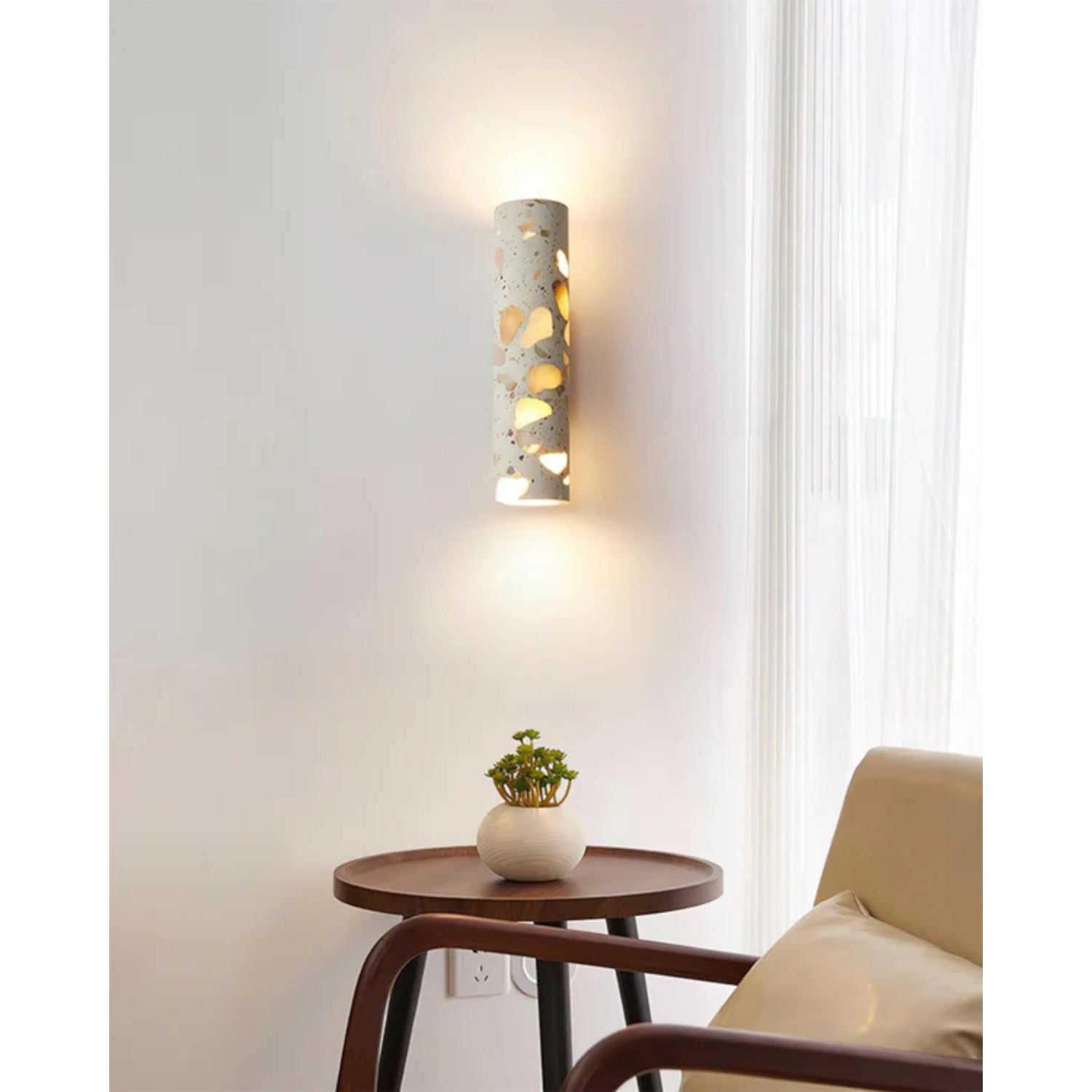 Cliza Wall Light